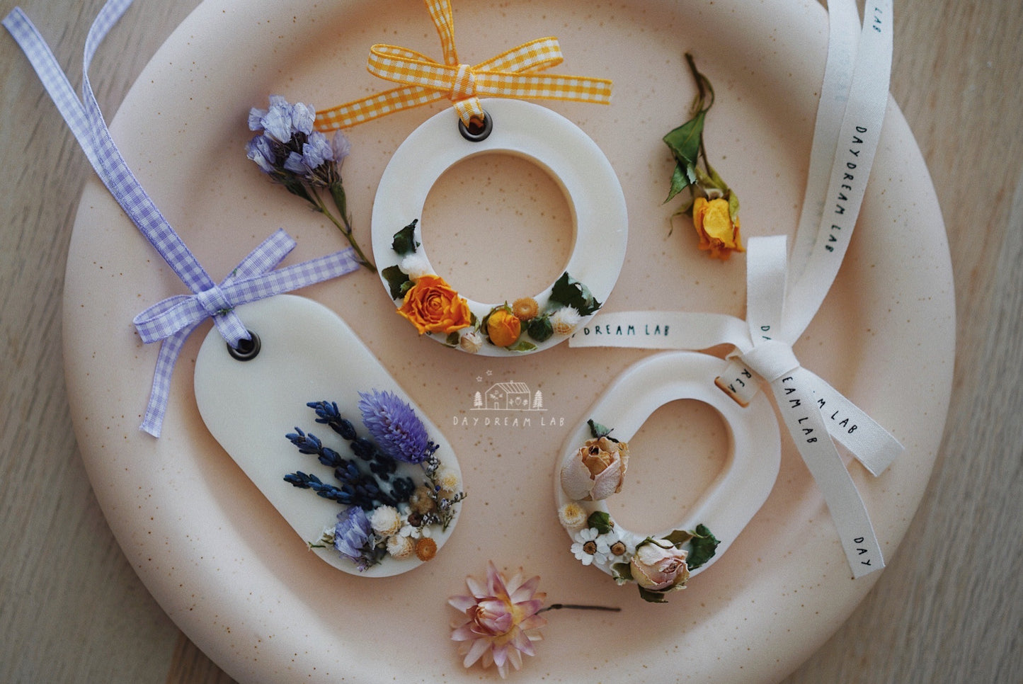 Dried Botanical Flowers Scented Wax Tablet | Gypsum Plaster 干花扩香蜡牌/石膏牌 (Pre-order)