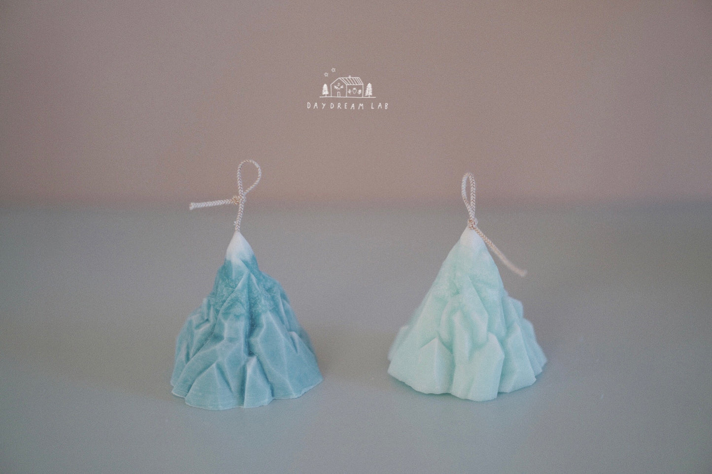 Iceberg Pillar Palm Wax Candle (Pre-order)