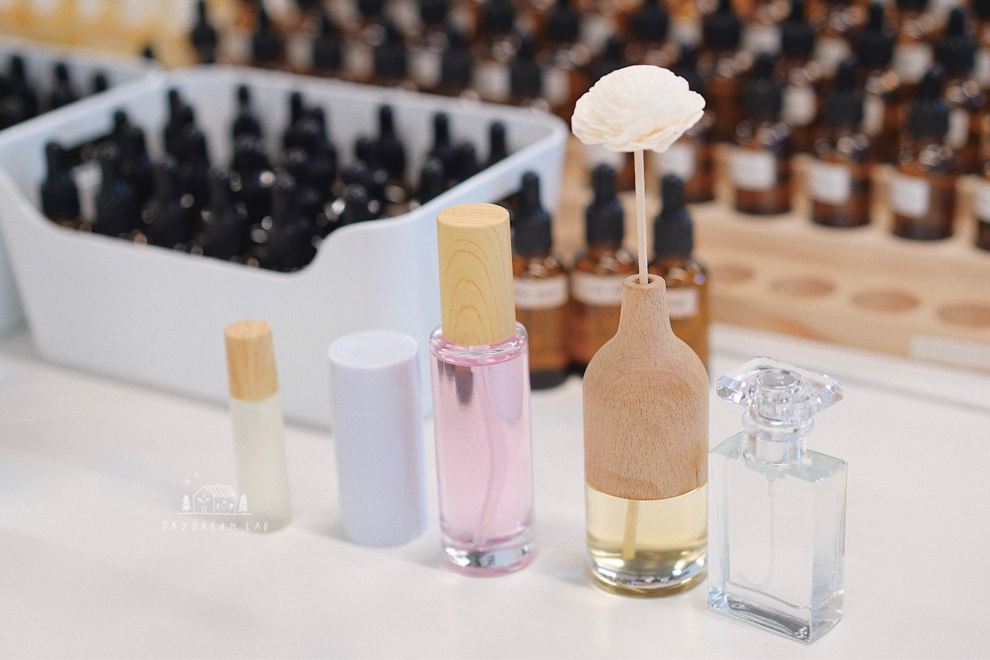 One-day Workshop - DIY your own perfumery products (5 Products) / 自制香氛调香【进阶】体验课程(含5款作品正装)
