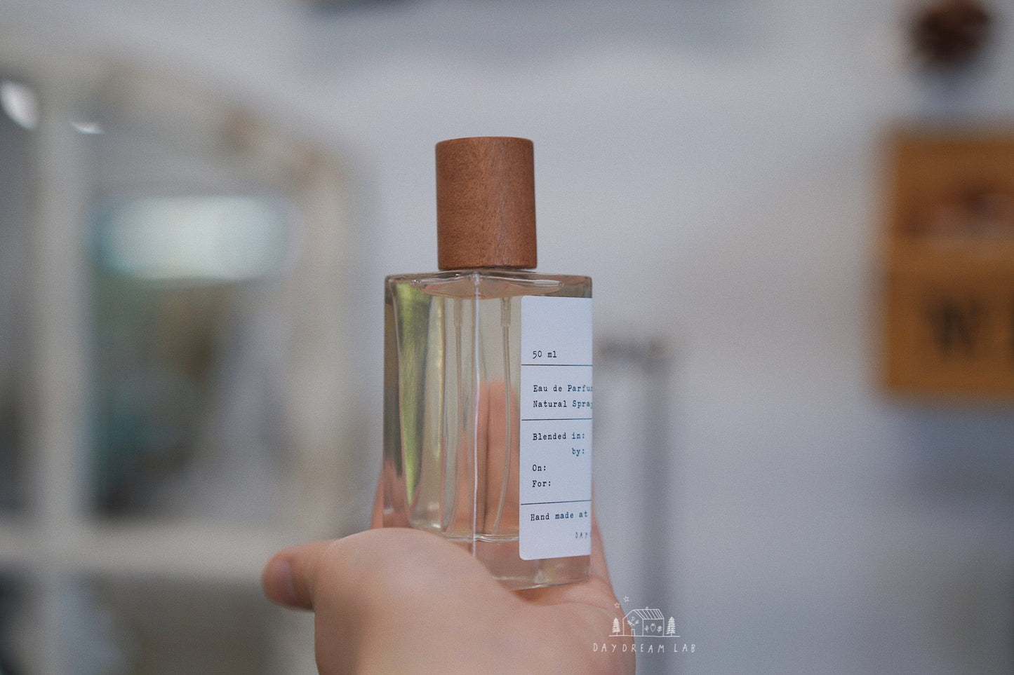 One-day Workshop - DIY your own perfumery products (5 Products) / 自制香氛调香【进阶】体验课程(含5款作品正装)