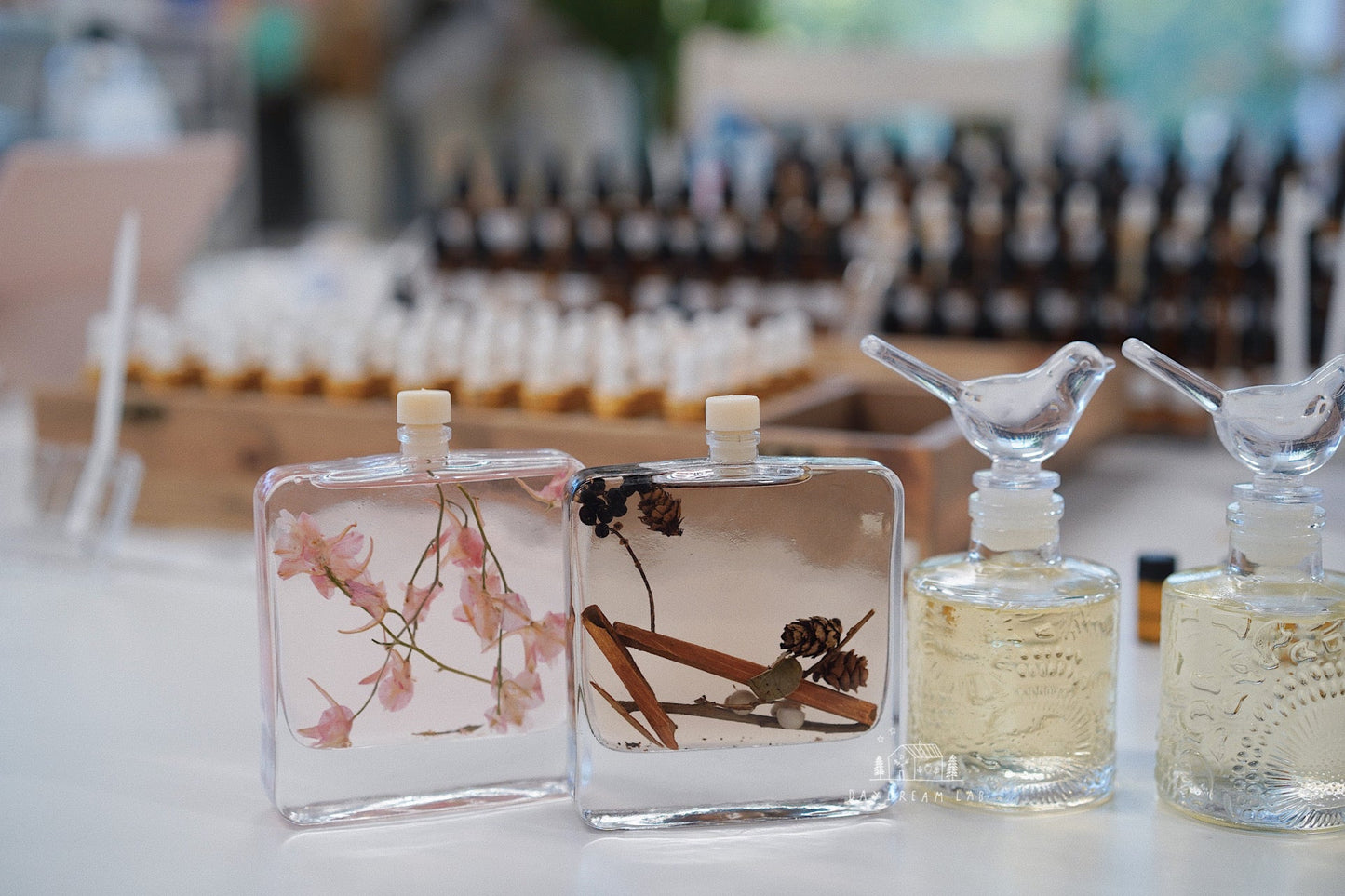 One-day Workshop - DIY your own perfumery products (5 Products) / 自制香氛调香【进阶】体验课程(含5款作品正装)