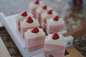 草莓蛋糕🍰冷制皂