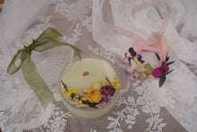 Load image into Gallery viewer, Workshop - Message/Propose Candle decorated with Dried flowers + Scented wax tablet 干花表白蜡烛+干花蜡牌
