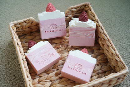 Strawberry Cake 🍰 Cold Process Soap